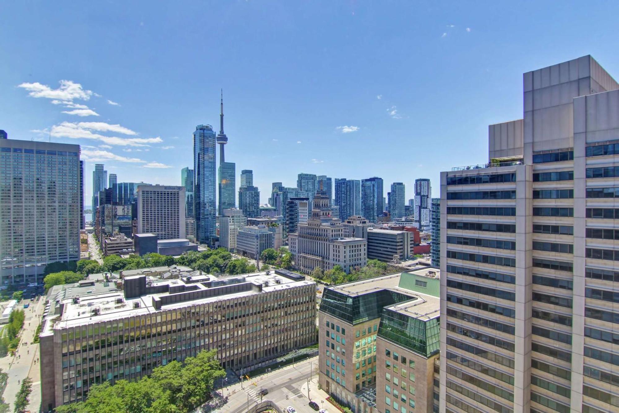 Hotel Doubletree By Hilton Toronto Downtown Exterior foto